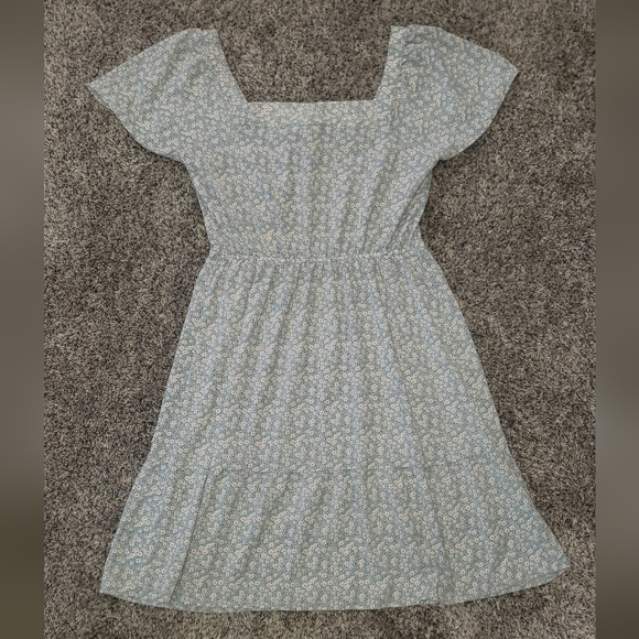 Monteau White and Blue Midi Sundress with Flutter Cap Sleeves - Picture 6 of 6